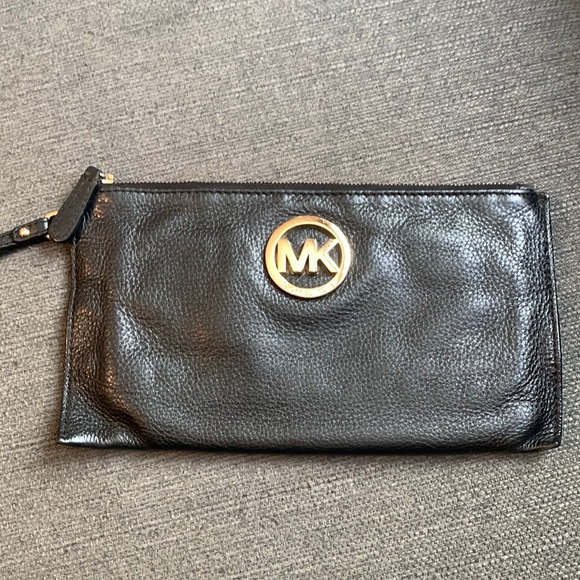 Michael kors clutch - Picture 1 of 3